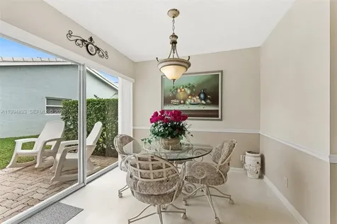 5669 Pinecrest Circle Boca Raton FL 33433