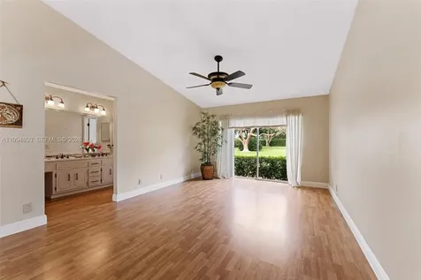 5669 Pinecrest Circle Boca Raton FL 33433