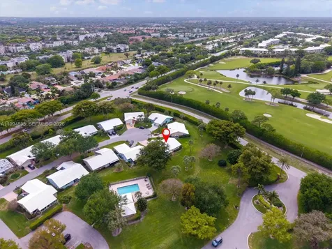 5669 Pinecrest Circle Boca Raton FL 33433