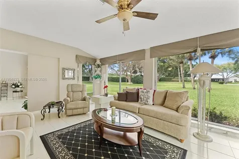 5669 Pinecrest Circle Boca Raton FL 33433