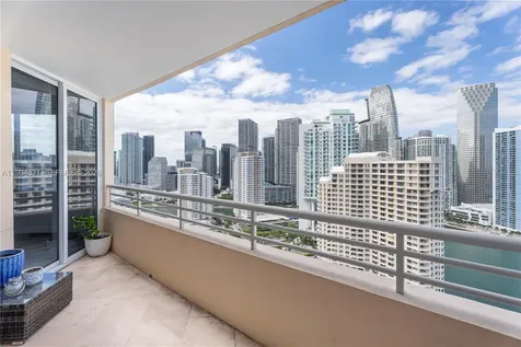 808 Brickell Key Drive Miami FL 33131