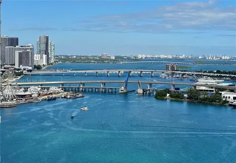 808 Brickell Key Drive Miami FL 33131