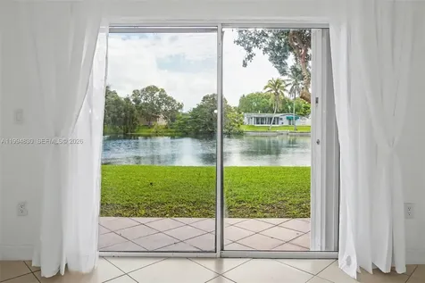 1731 NW 96th Terrace Pembroke Pines FL 33024