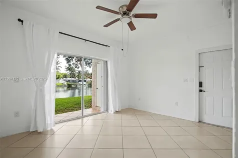 1731 NW 96th Terrace Pembroke Pines FL 33024