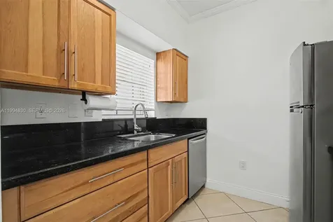 1731 NW 96th Terrace Pembroke Pines FL 33024