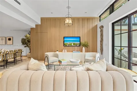 525 NE 101 Street Miami Shores FL 33138