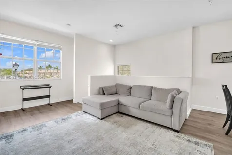 9075 Preston Place Tamarac FL 33321