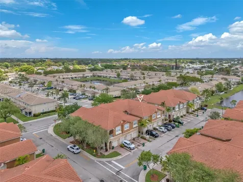 9075 Preston Place Tamarac FL 33321