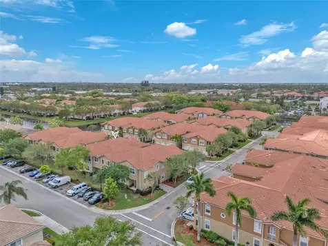 9075 Preston Place Tamarac FL 33321