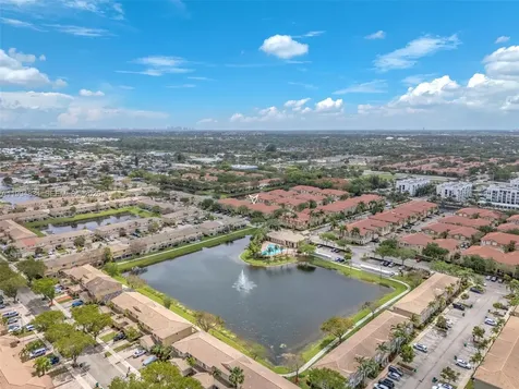 9075 Preston Place Tamarac FL 33321