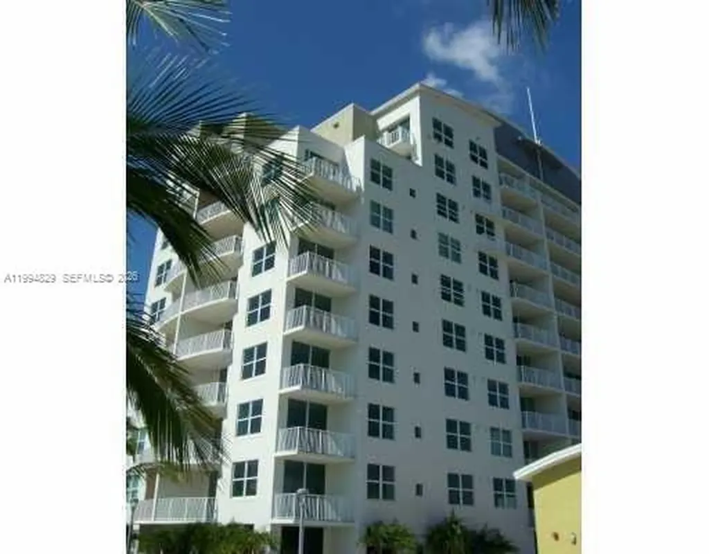 3180 SW 22nd Terrace Miami FL 33145