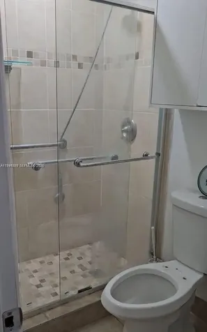 6055 W 19th Hialeah FL 33012