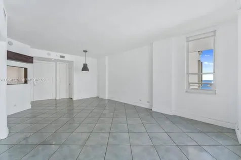 888 Brickell Key Drive Miami FL 33131