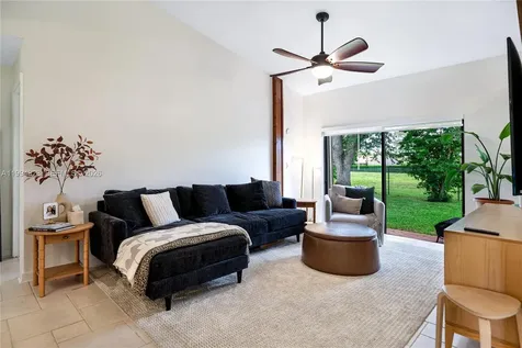 1110 Cedar Creek Way Davie FL 33325