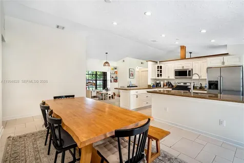 1110 Cedar Creek Way Davie FL 33325