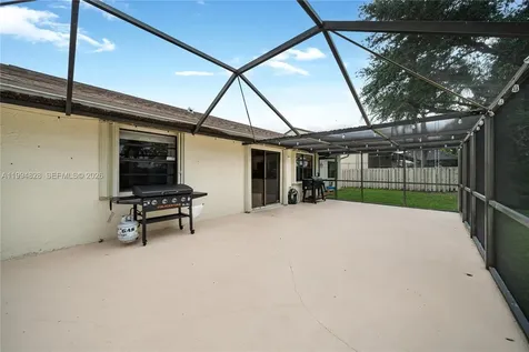 1110 Cedar Creek Way Davie FL 33325