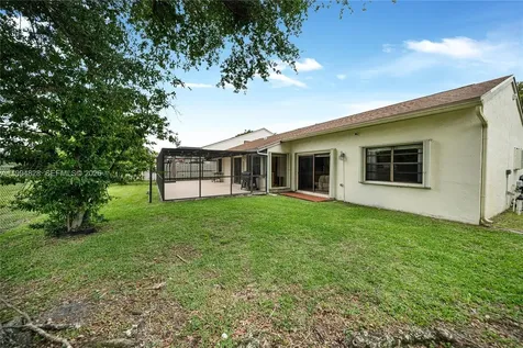 1110 Cedar Creek Way Davie FL 33325