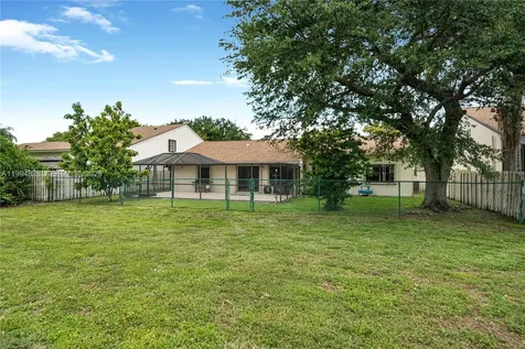 1110 Cedar Creek Way Davie FL 33325