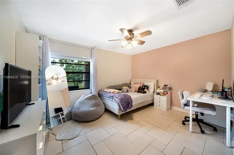 1110 Cedar Creek Way Davie FL 33325