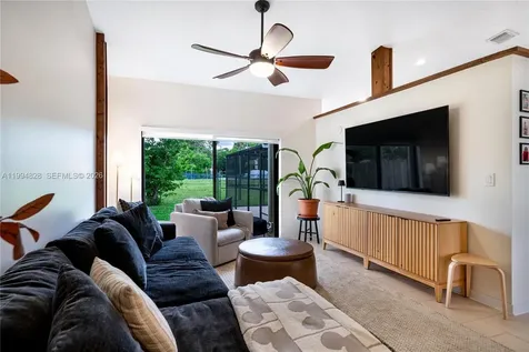 1110 Cedar Creek Way Davie FL 33325