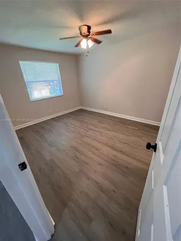 5530 N Lakewood Circle N Margate FL 33063