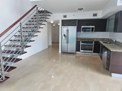 41 SE 5th Street Miami FL 33131