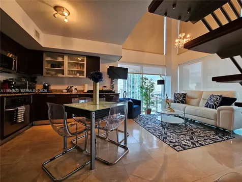 41 SE 5th Street Miami FL 33131