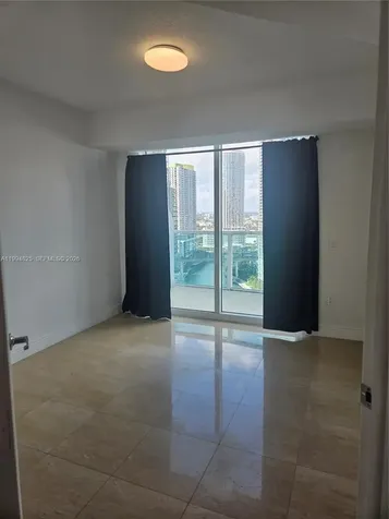 41 SE 5th Street Miami FL 33131