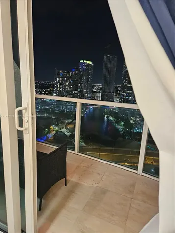 41 SE 5th Street Miami FL 33131