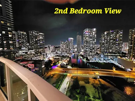 41 SE 5th Street Miami FL 33131