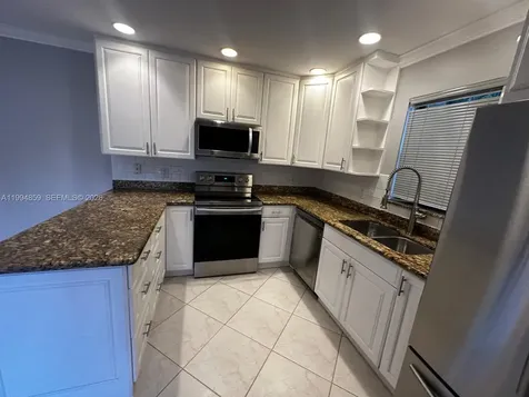 7671 W Courtyard Run W Boca Raton FL 33433