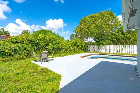 3206 NW 89th Terrace Coral Springs FL 33065