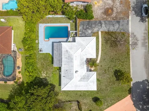 3206 NW 89th Terrace Coral Springs FL 33065