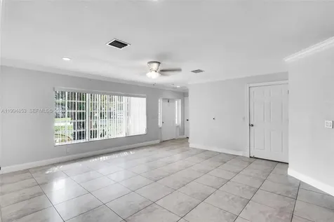 3206 NW 89th Terrace Coral Springs FL 33065