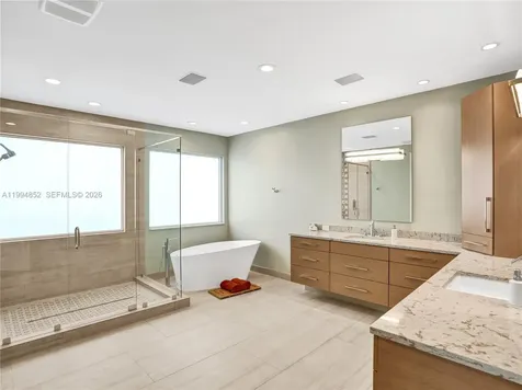 2512 Princeton Court Weston FL 33327