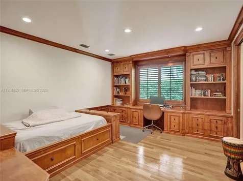 2512 Princeton Court Weston FL 33327