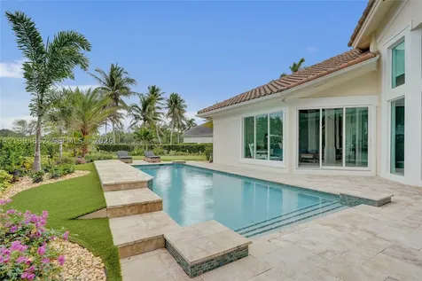 2512 Princeton Court Weston FL 33327