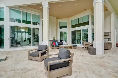 2512 Princeton Court Weston FL 33327