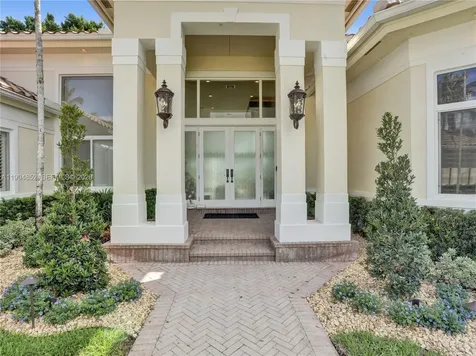 2512 Princeton Court Weston FL 33327