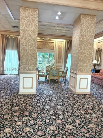 Hallandale Beach FL 33009