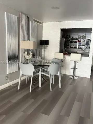Hallandale Beach FL 33009