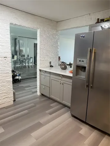 Hallandale Beach FL 33009