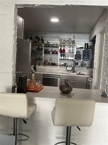 Hallandale Beach FL 33009