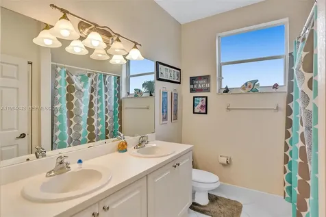 1451 SW 52nd Way Plantation FL 33317