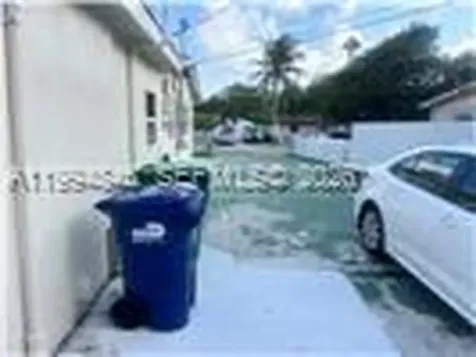 1261 NE 209th Terrace Miami FL 33179