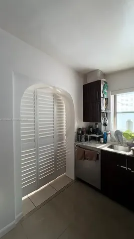 1261 NE 209th Terrace Miami FL 33179