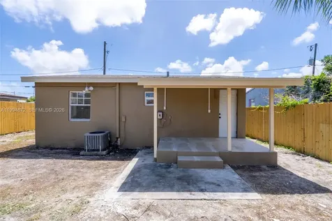 1660 W 26th Street Riviera Beach FL 33404