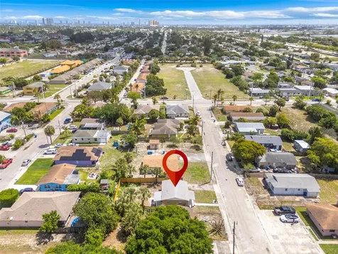 1660 W 26th Street Riviera Beach FL 33404