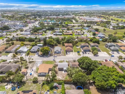 1660 W 26th Street Riviera Beach FL 33404