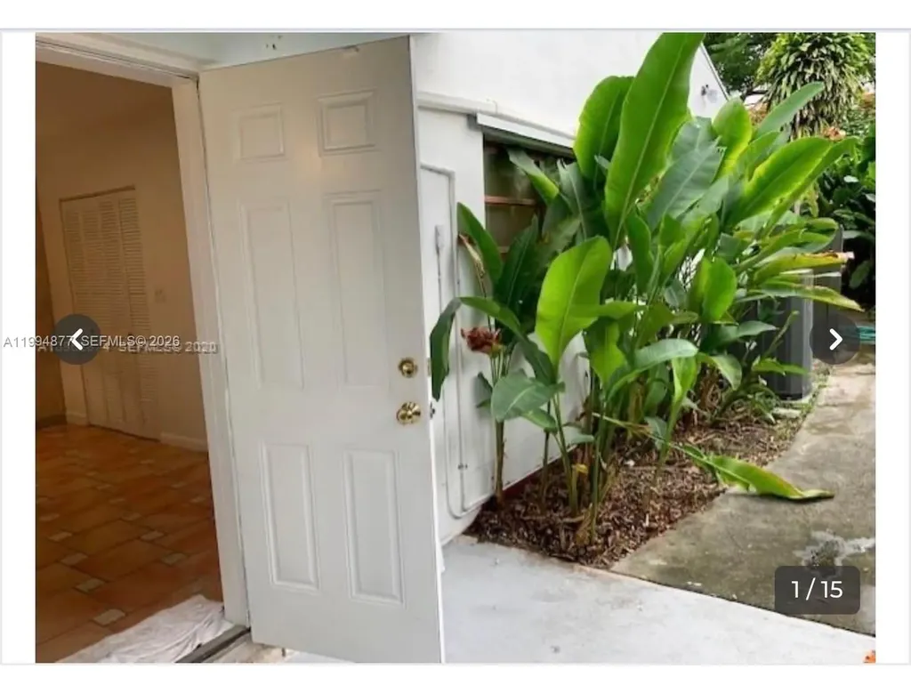 4230 SW 11th Street Miami FL 33134